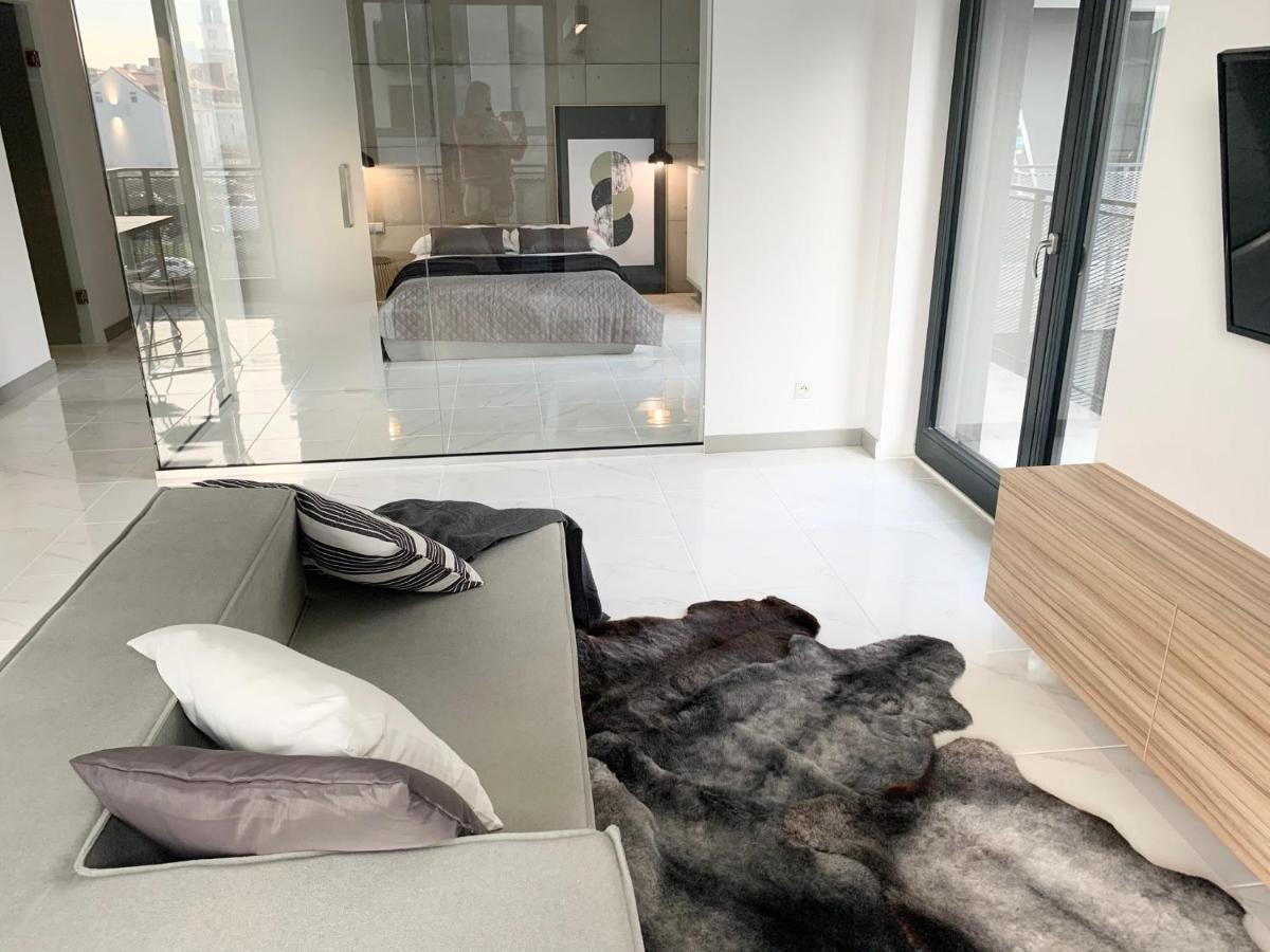 El - Antares Apartament